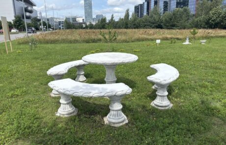 Skwer Horacego – klasyka rozkwita w zieleni