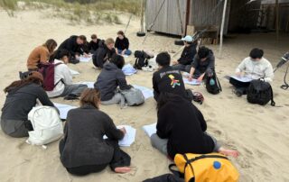 Ekologia, sztuka i relacje więcej-niż-ludzkie – podsumowanie More-than-Human Global Classroom 2026 Ekologia, sztuka i relacje więcej-niż-ludzkie – podsumowanie More-than-Human Global Classroom 2026